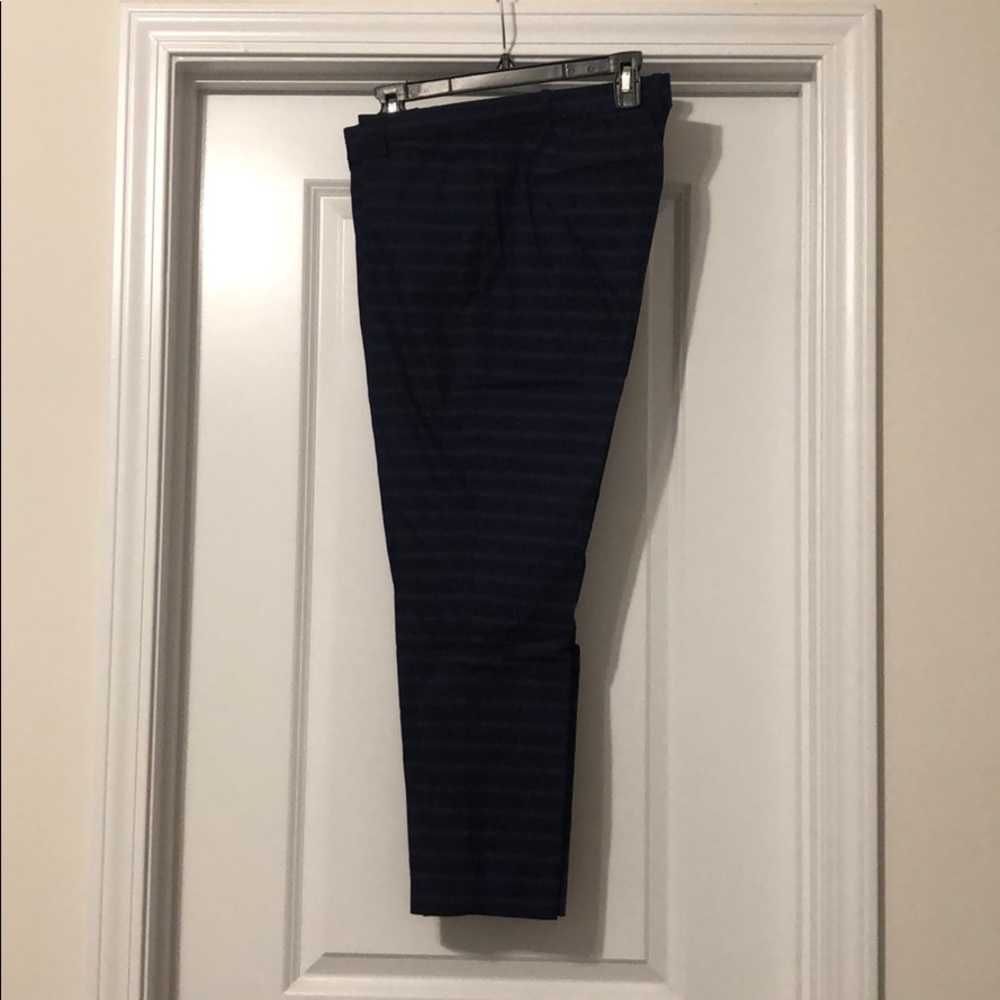 Slim Cropped Pants